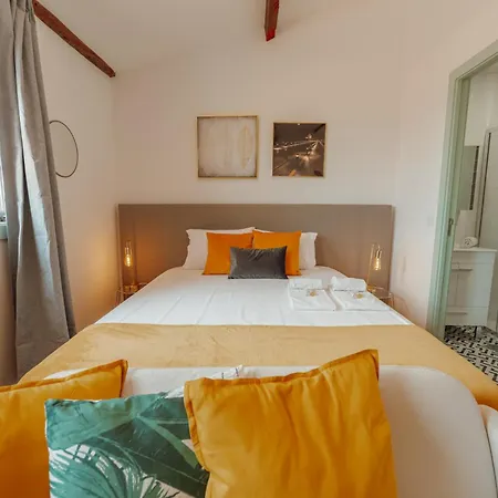 Apartament Downtown By Vacationy *